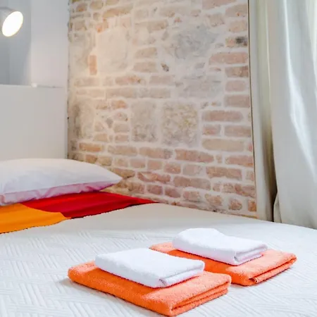 فيلة Luxury Roza سبليت